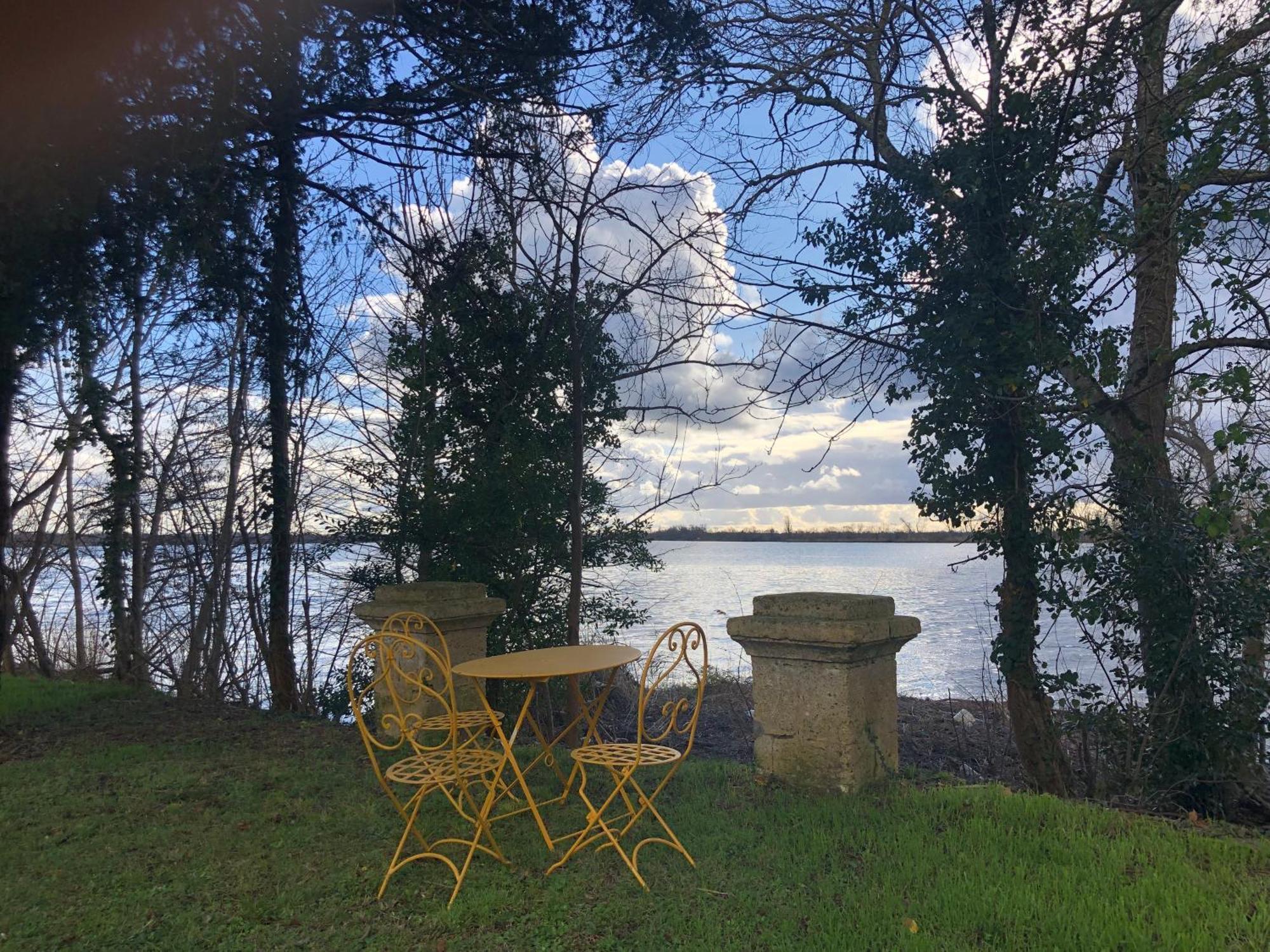 Villa Les Rives De Port Neuf à Saint-André-de-Cubzac Extérieur photo